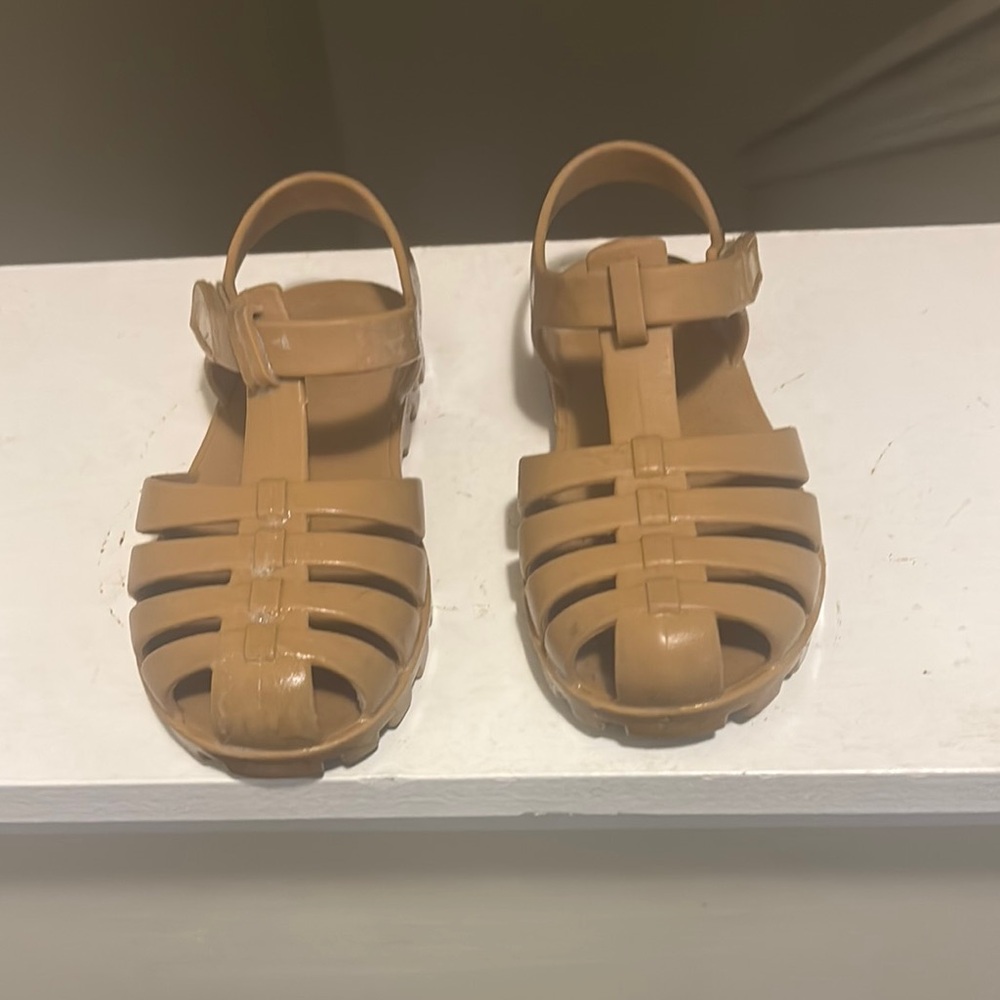 Zara Tan Sandals Sleek and Comfortable